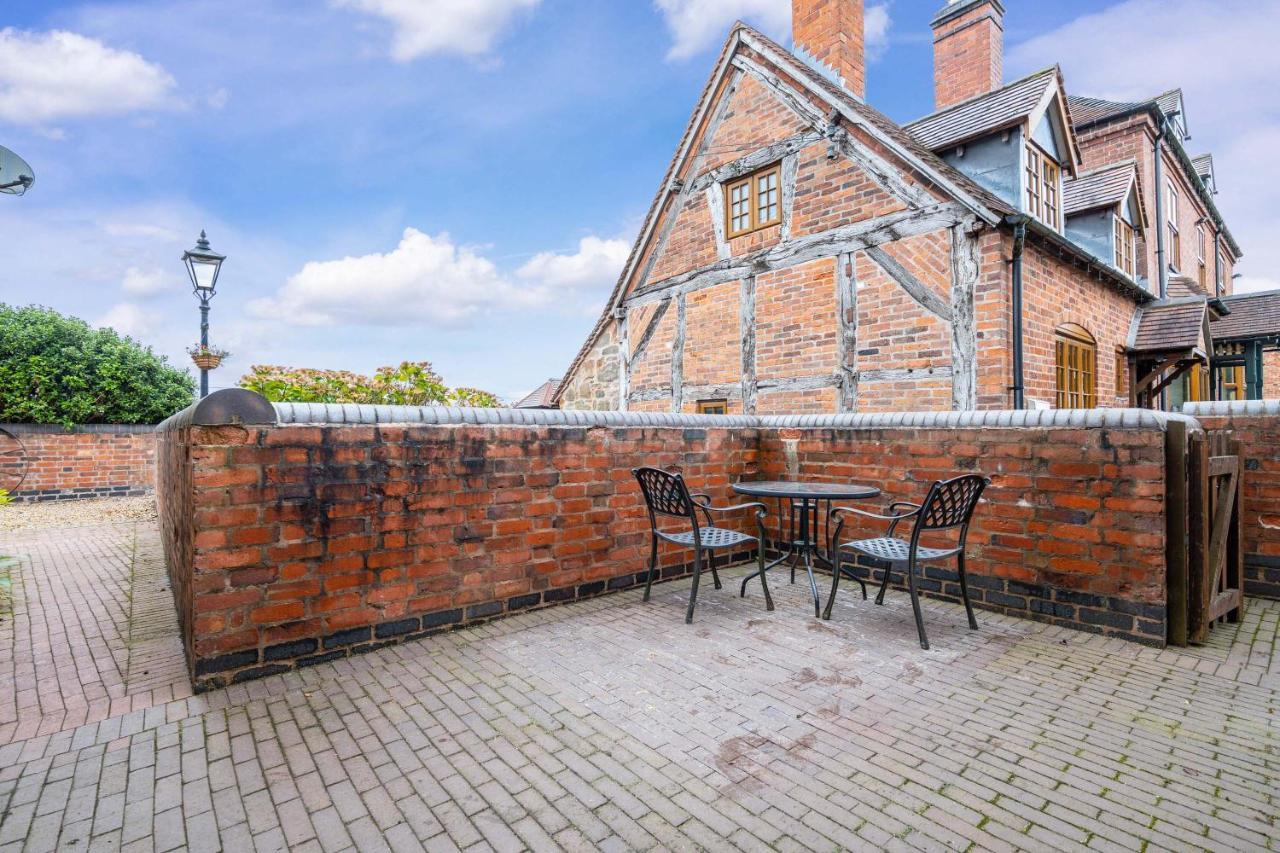 The Pigsty - 3 Bedroom Barn Conversion Coventry Exterior photo
